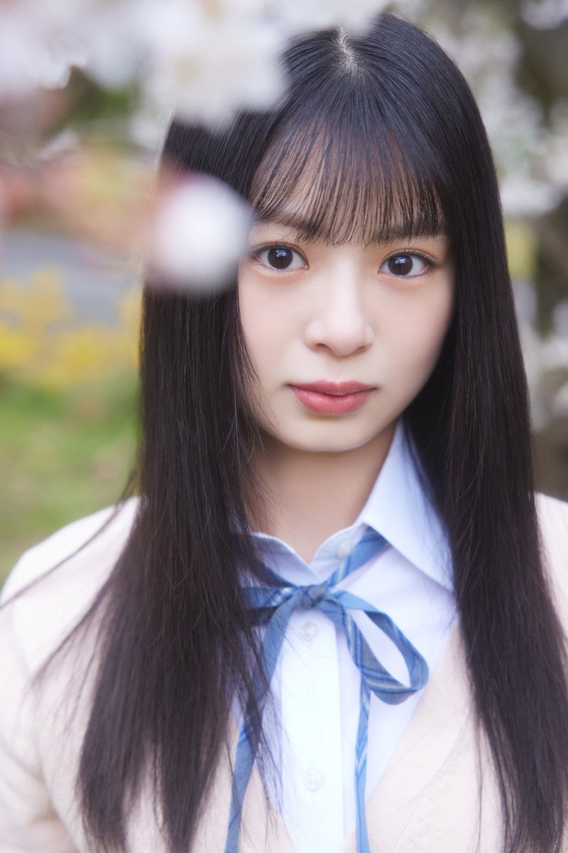櫻坂46 四期生 お披露目特設サイトにて 稲熊ひな の撮り下ろし写真と