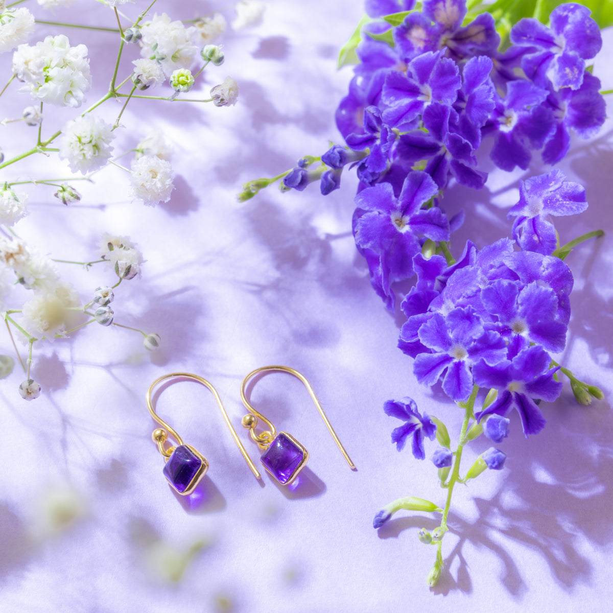 ピアス