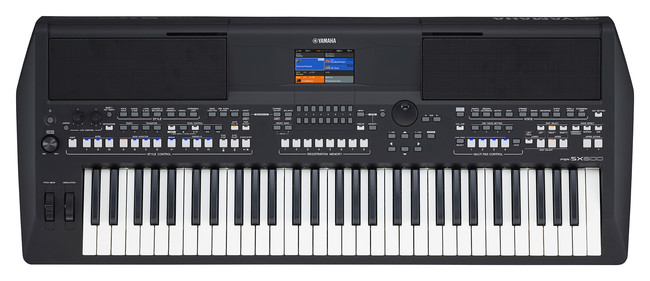 本格的なキーボード演奏から楽曲制作まで 迫力のサウンドと奏者の感性