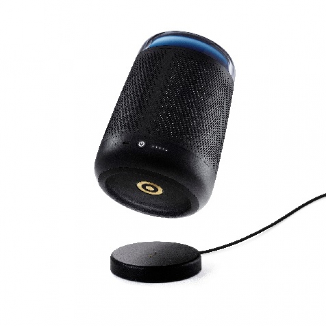 Harman KardonブランドからAmazon Alexaを搭載した Harman Kardon
