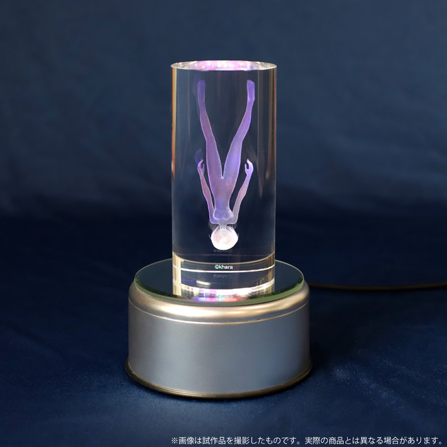 EVA STOREオリジナル商品「メモリアルクリスタル 綾波レイ」が登場