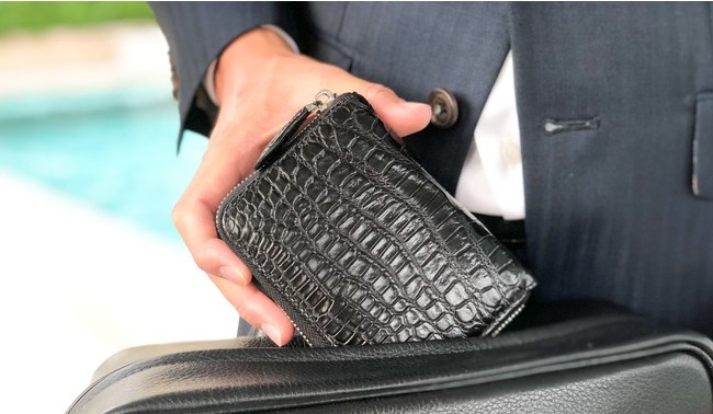 対コロナ禍工場活性化プロジェクト始動】最高級シャムワニ革製品でタイ
