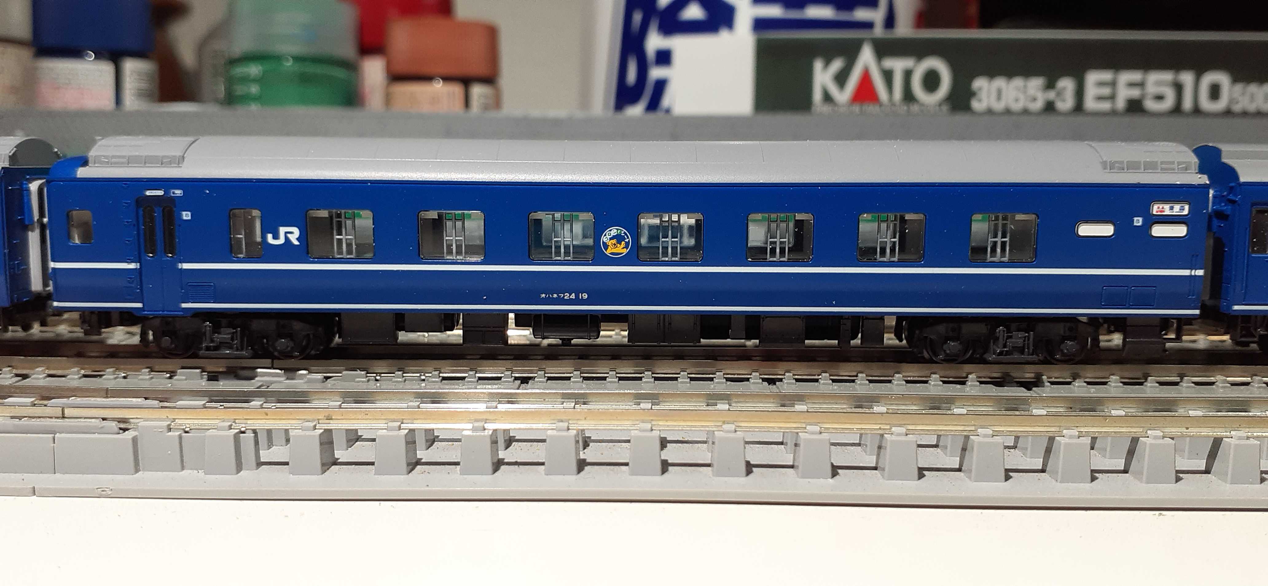 🔴入線🔵 Kato 10-822/823 24系寝台特急 あけぼの 基本6両 増結3両