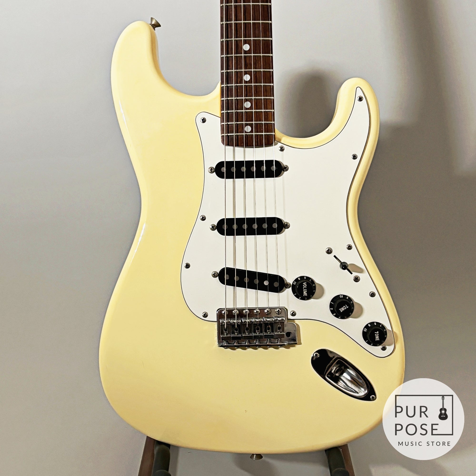 中古】Fender Japan ST72 1992年～1993年製 ストラトキャスター