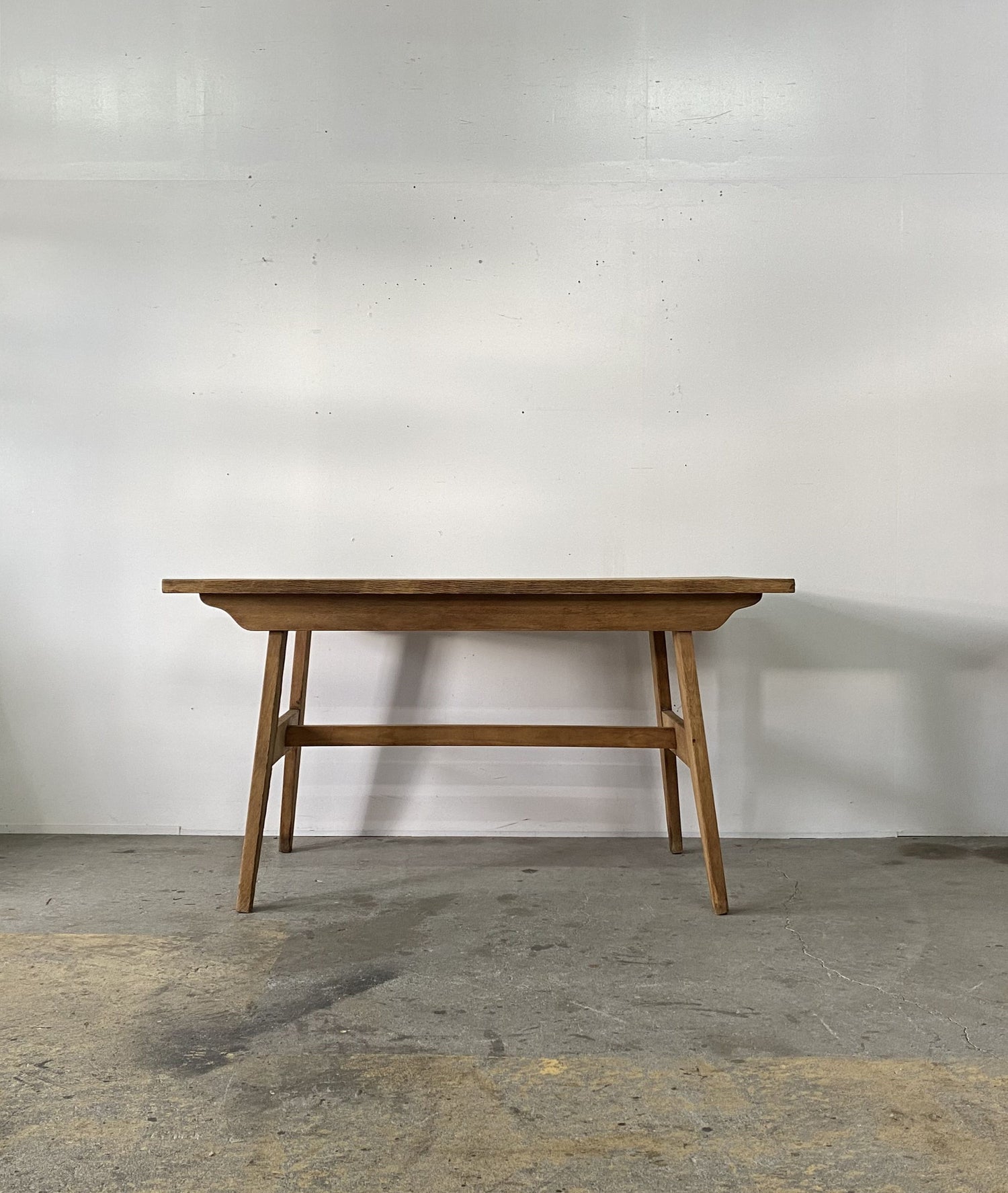 René Gabriel – Round trip Antiques