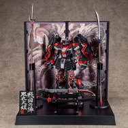 ガンプラ「MG 1/100 真武者頑駄無」がオリジナルカラー“黒衣大鎧”に一