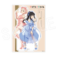 リコリコ」千束＆たきなが華やかなリボンワンピース姿に♪ POP UP SHOP