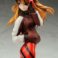 エヴァ」式波アスカ（ジャージver.）フィギュア復刻！ 全世界に向けた