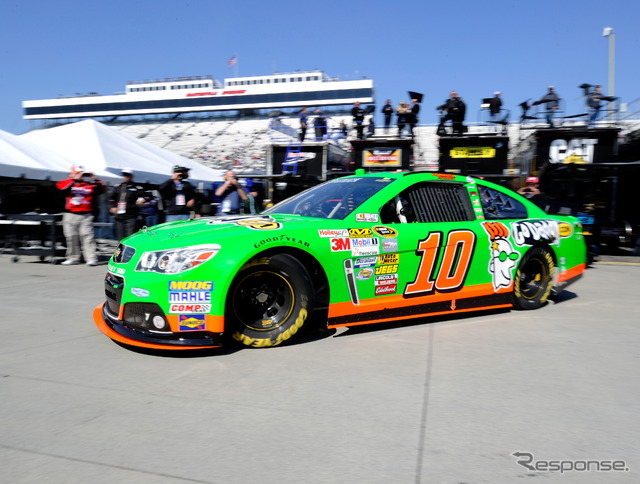 NASCAR】ダニカ・パトリックのマーティンスビルの走りを徹底分析 1枚目