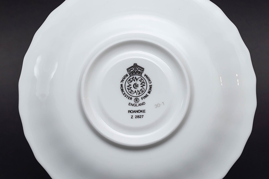 ロイヤル・ウースター ロアノーク ティーカップ＆ソーサーを買い取り