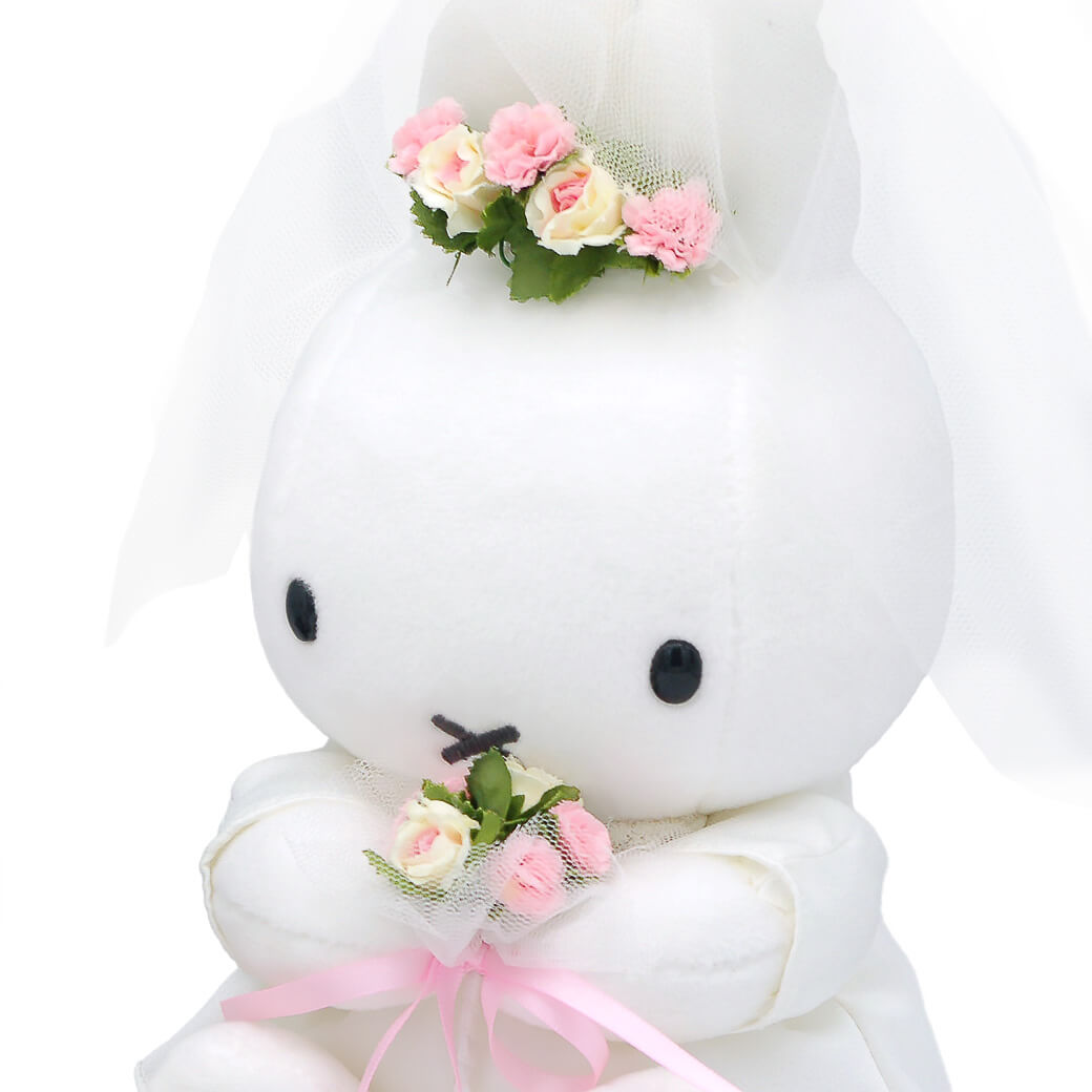 Miffy（ミッフィー） ぬいぐるみ Brunaウェディングドール 洋装 お祝い