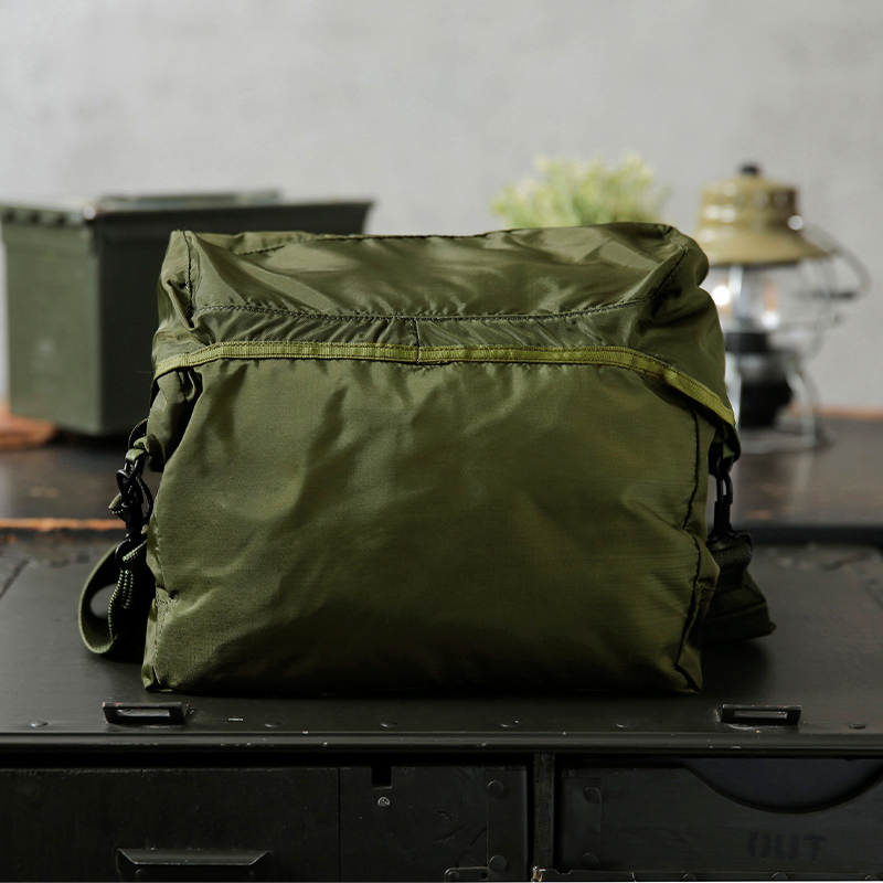 MILITARY（ミリタリー） 実物 新品 デッドストック 米軍 GP Medic BAG