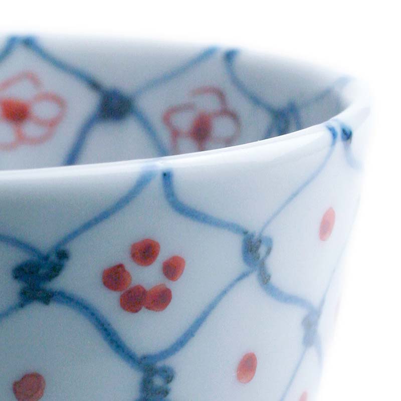 九谷焼：天啓赤絵花網文茶碗・須田菁華《汲出・ぐい呑み・8.5cm》 : 和