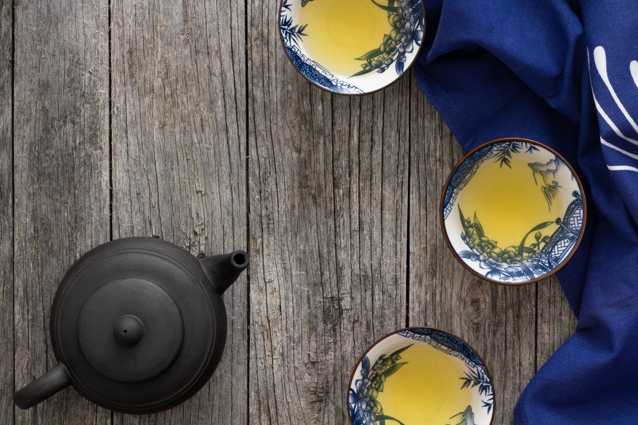 teapots-426175_3024x.jpg?v=