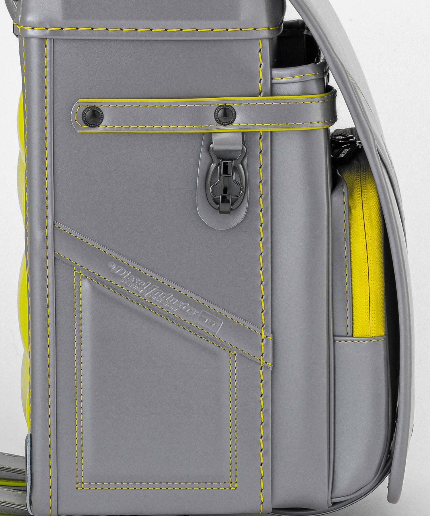 DIESEL(ディーゼル)EMBOSSED 5TH POCKET(エンボスド 5TH ポケット