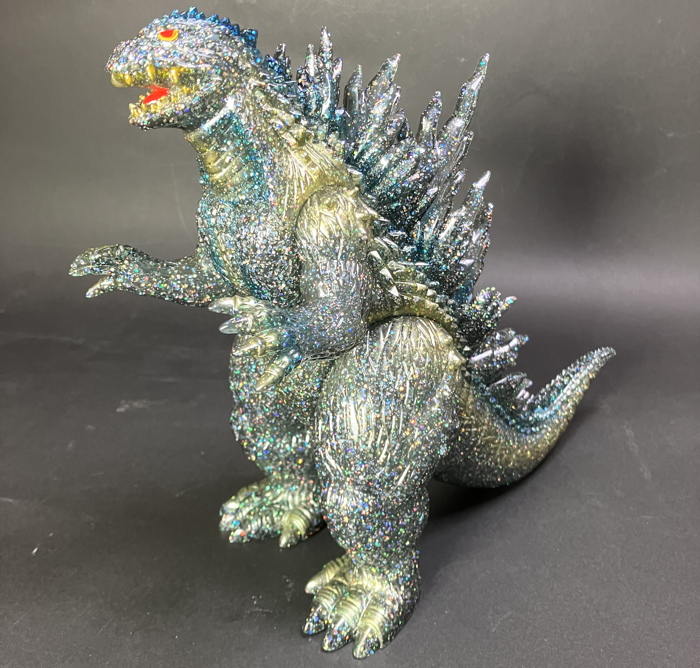 世界のソフビ者は新年最初のマルサン「POP-UP KAIJYU SALON SHOP」へ
