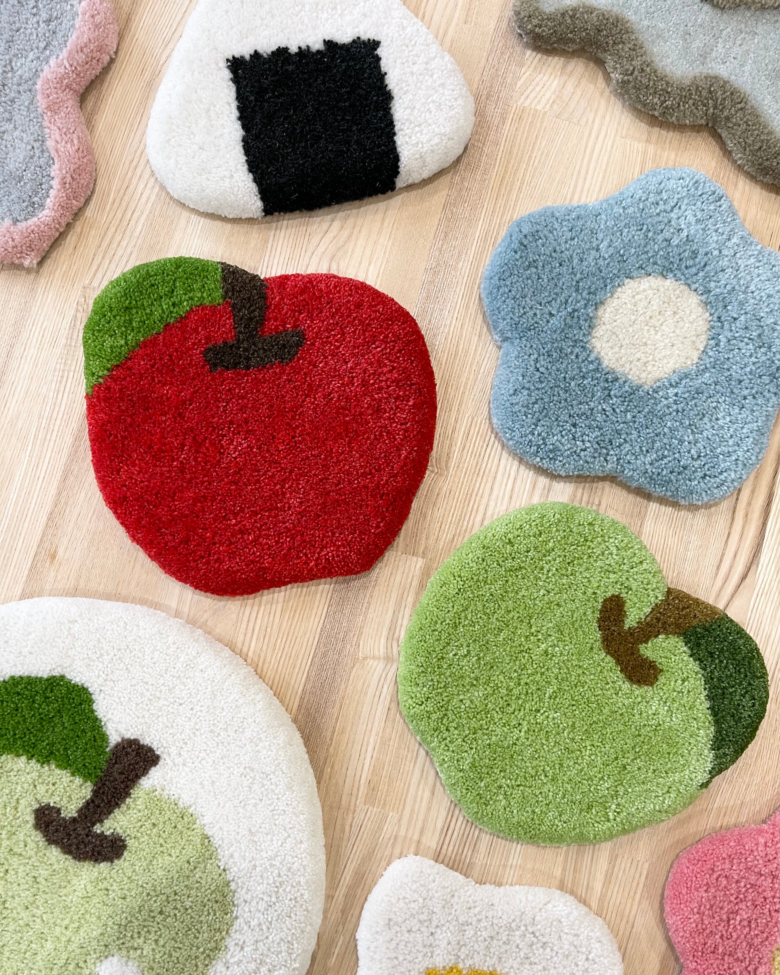 当日持ち帰り！ミニラグワークショップ – SORATOBU tufting studio