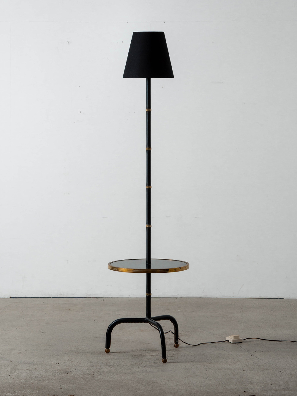 stoop | Pendant Light in Wood