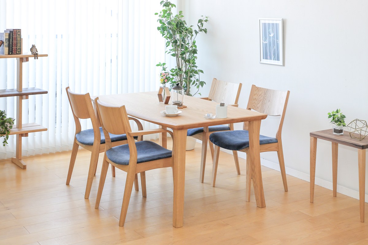 ibata直営 Libera リベラ リビングテーブル｜TABLE｜飛騨の家具/国産