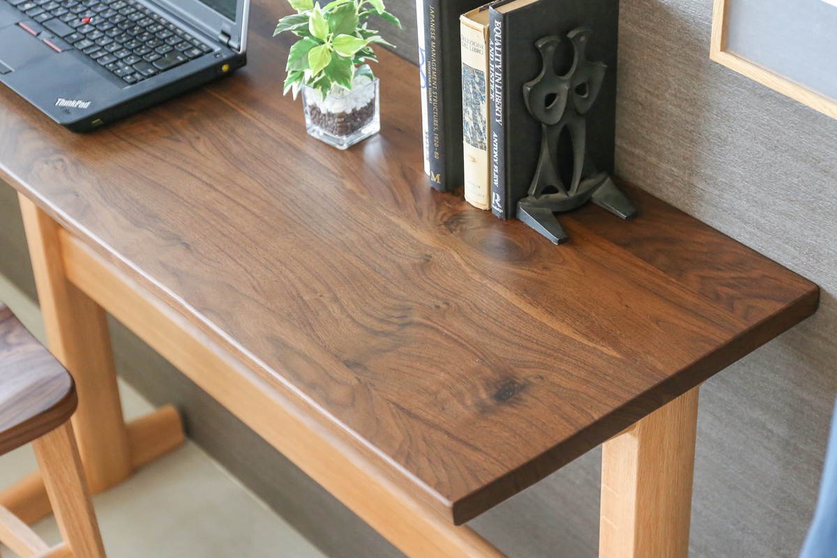 ibata直営 Sign サイン カウンターテーブル｜TABLE｜飛騨の家具/国産