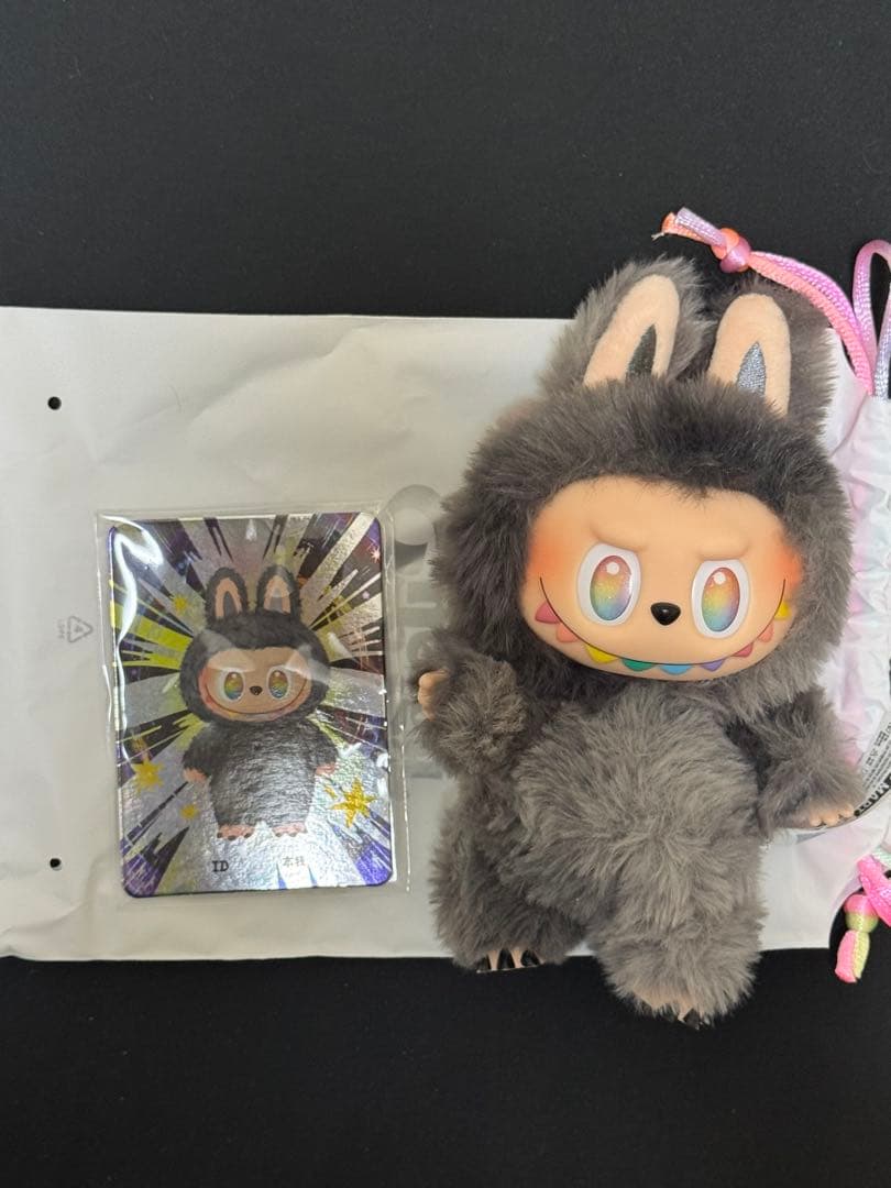 【正規品】ラブブ Big into Energy シークレット secret ラブブLabubu ID 正規品Big Into Energy シークレット 正規品保証