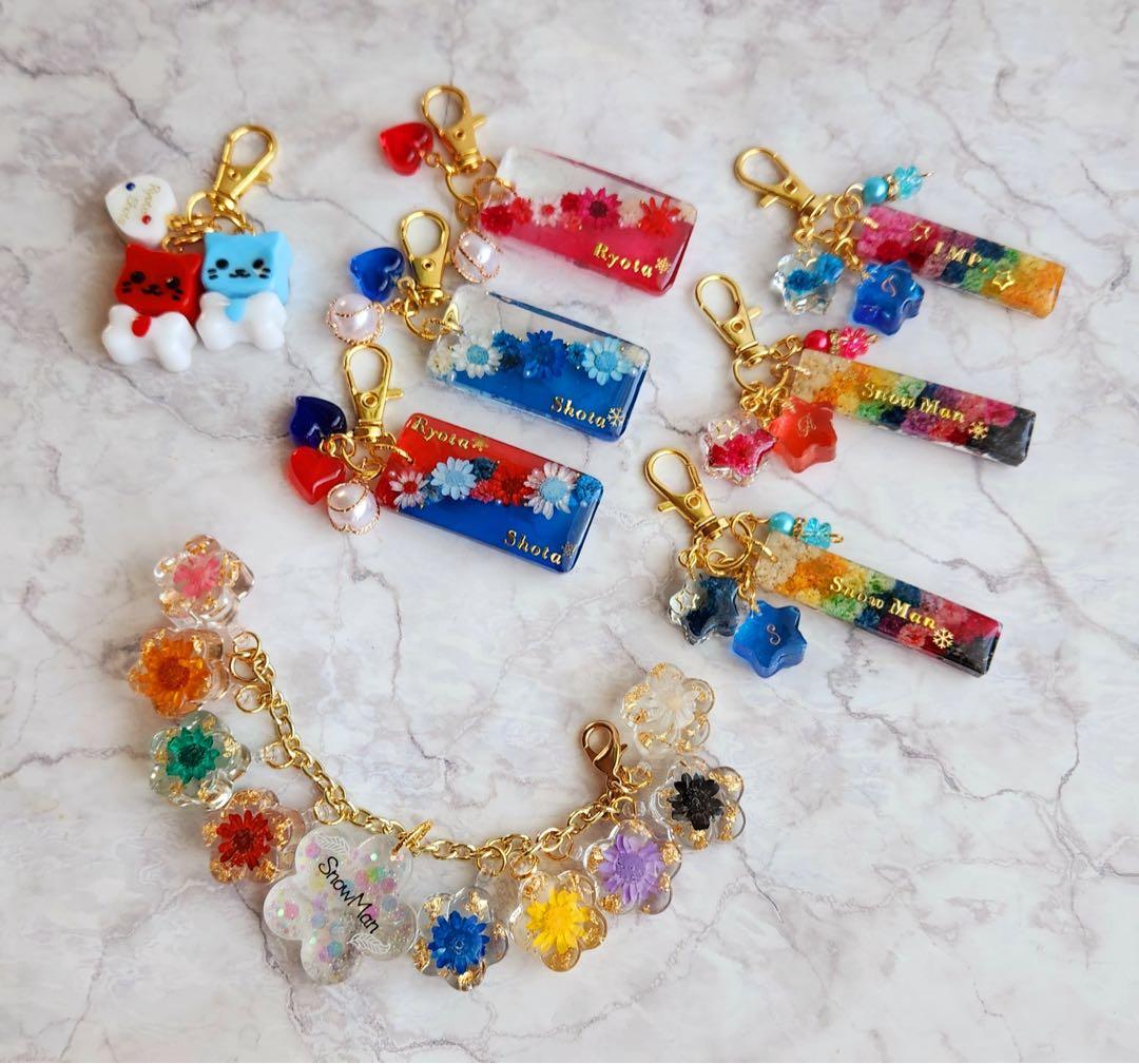 やまねこ断捨離中　Man お花キーホルダー他 放課後少年花子くん】のび猫アクリルキーホルダー（八尋寧々） | キャラfab