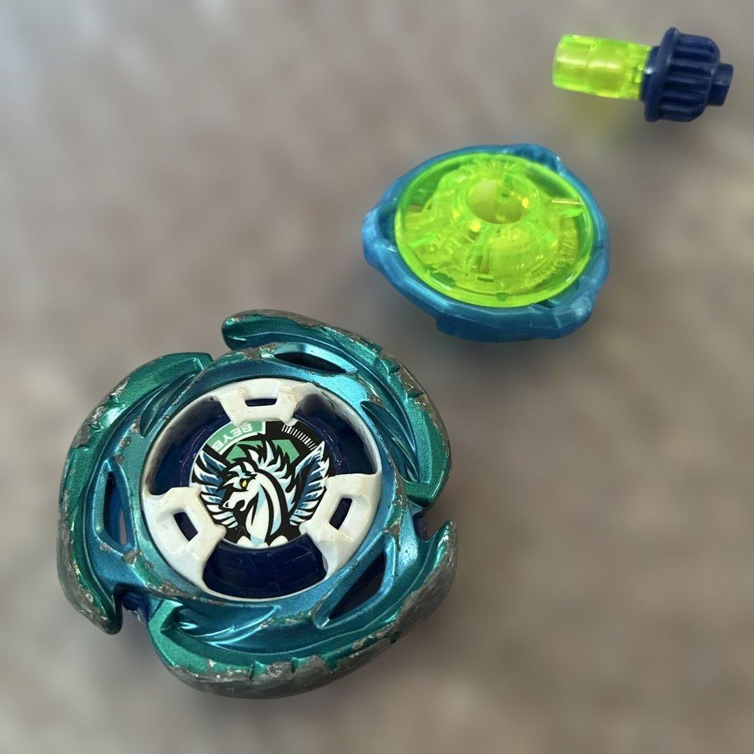 ベイブレードX エアロペガサス3-70A レアベイ　メタルコート BEYBLADE X プレミアムX会員先行販売】BEYBLADE X UX-00 ブースター