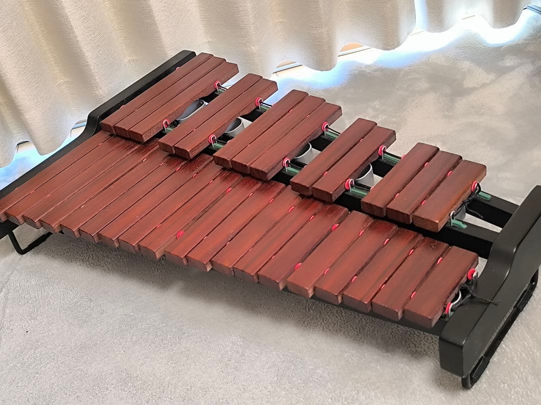 【As】YAMAHA TX-60K シロフォン 共鳴管付き　卓上木琴 Amazon.co.jp: ヤマハ YAMAHA 卓上木琴 32音 マレット付 TX-6