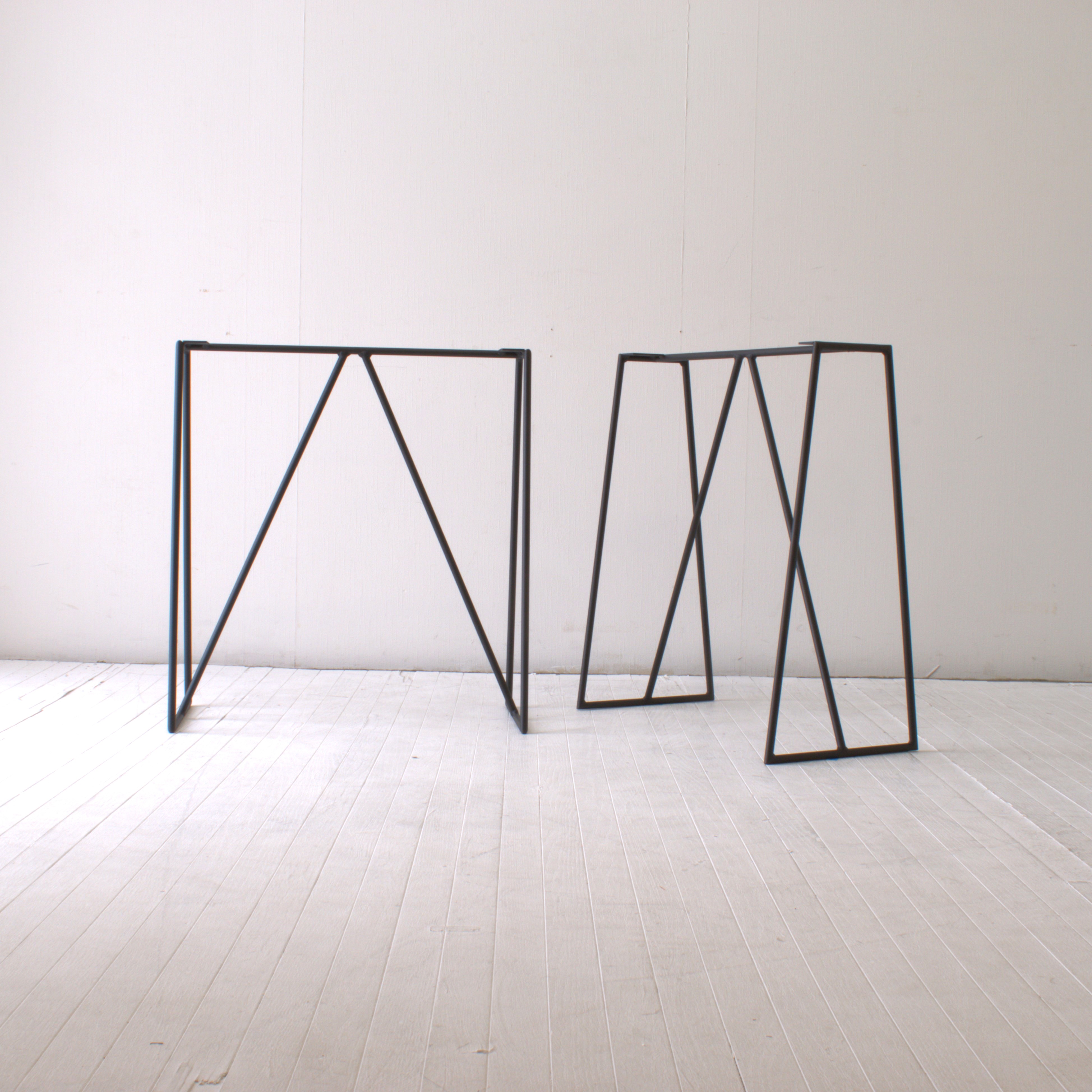 鉄脚03B GRAY | SUGIYAMA | Japanese Minimalist Solid Iron Furniture